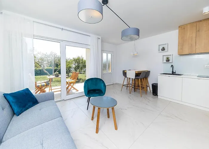 With Parking Space - 5589 Apartamento *